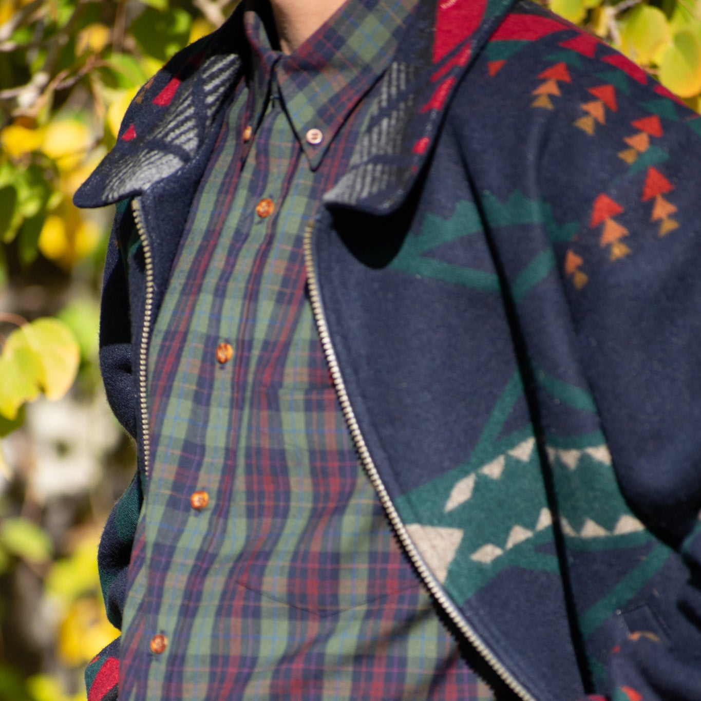 Pendleton Button-up Shirt Navy Blue and Green Plaid Size Large