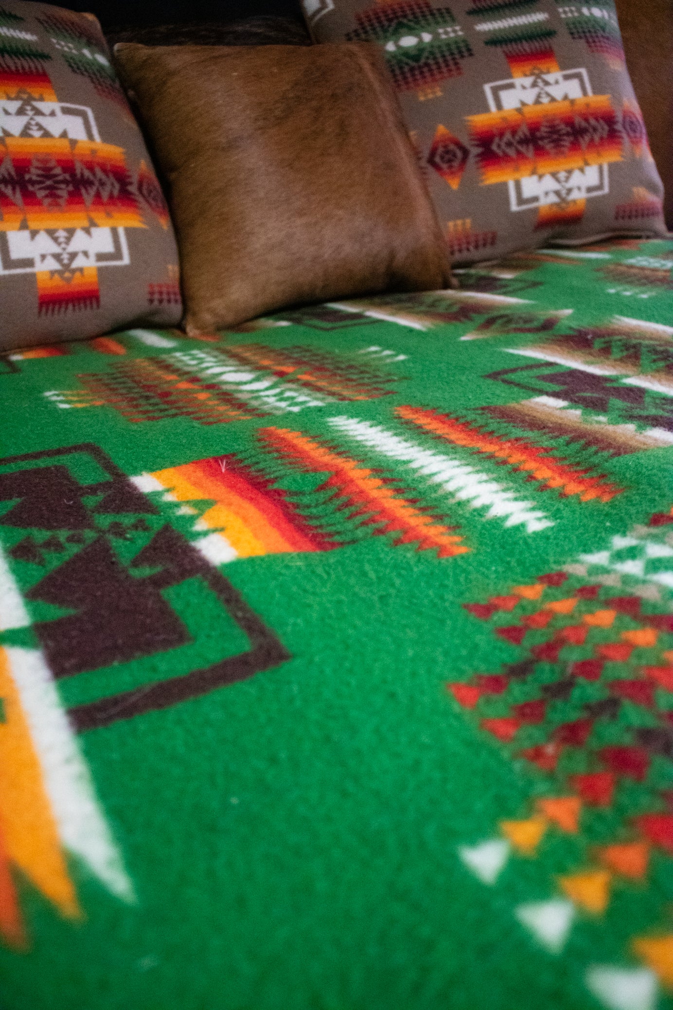 Vintage Beaver State Chief Joseph Green Pendleton Navajo Native American Wool Blanket 74 x 58